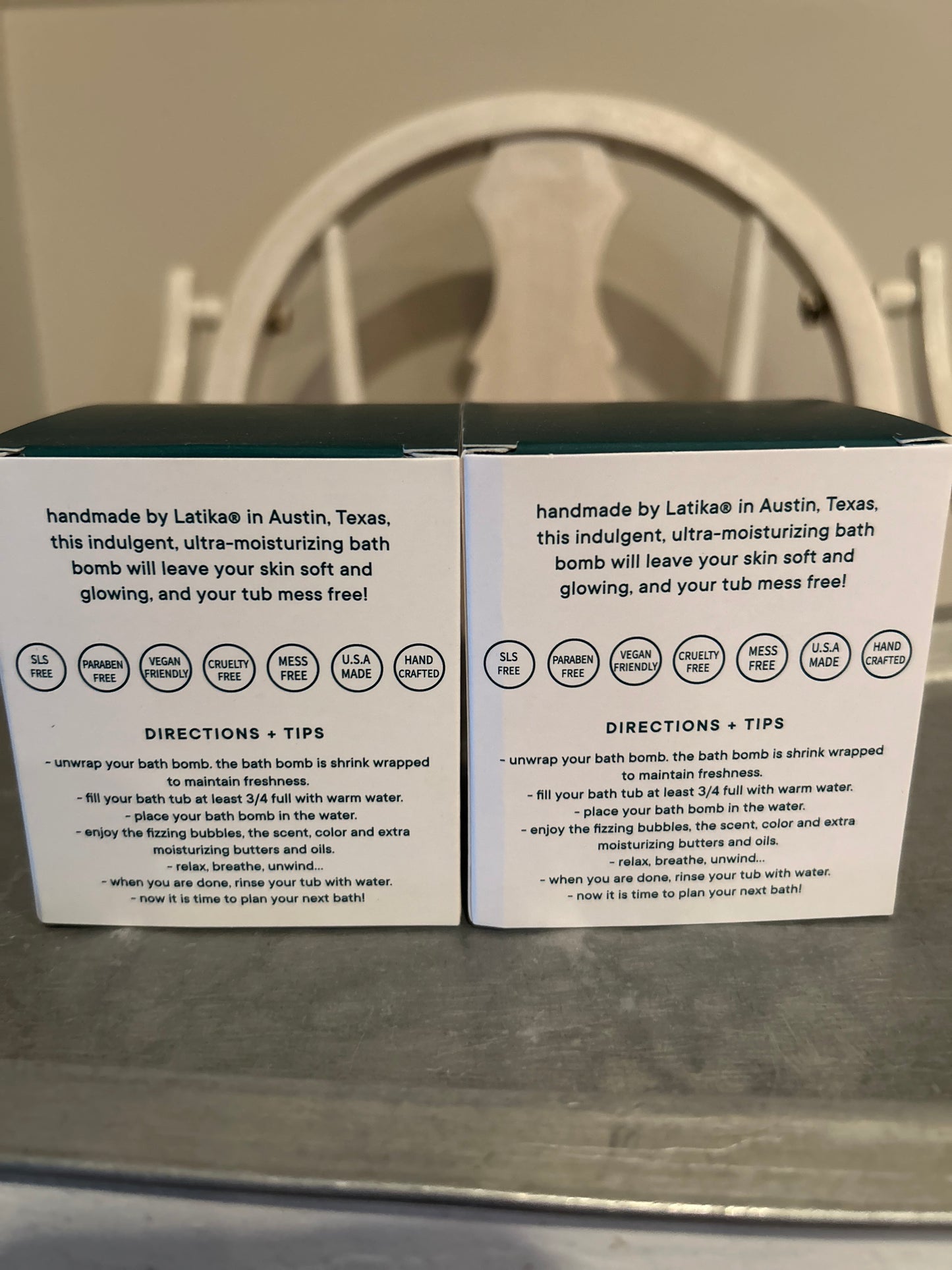 Lātika Bath Bomb